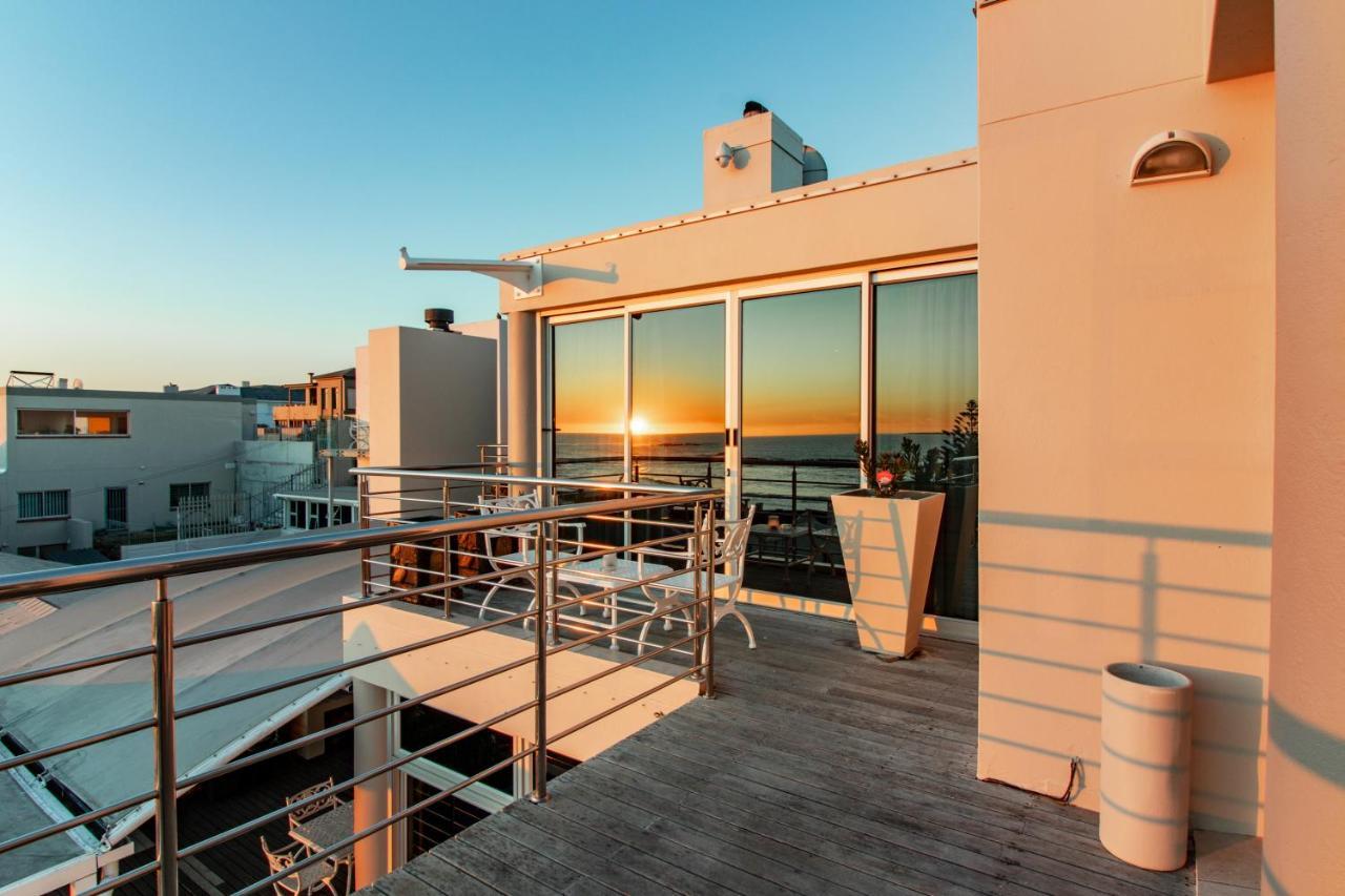 Blaauw Village Guest House Bloubergstrand Exteriér fotografie