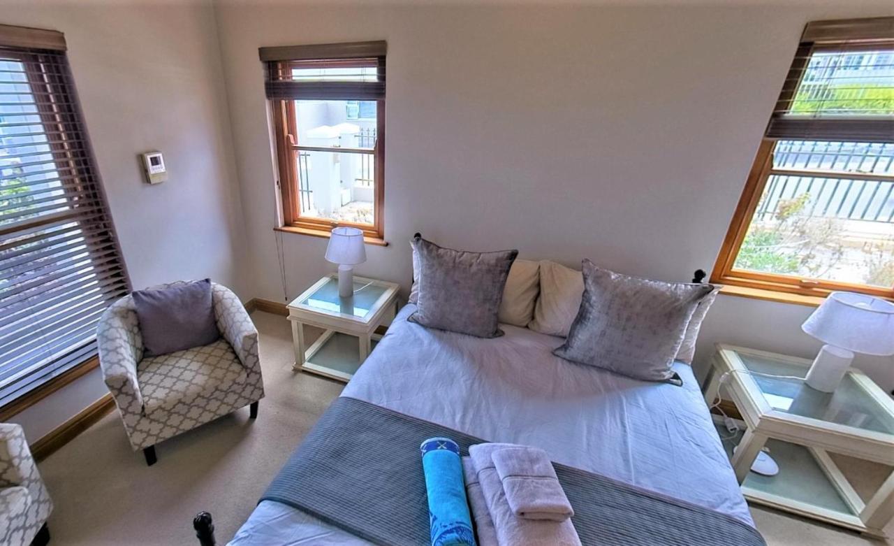 Blaauw Village Guest House Bloubergstrand Exteriér fotografie