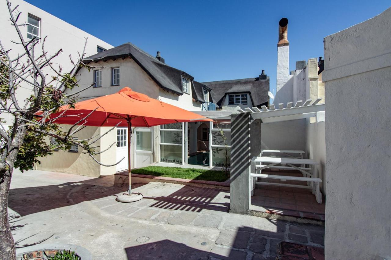 Blaauw Village Guest House Bloubergstrand Exteriér fotografie